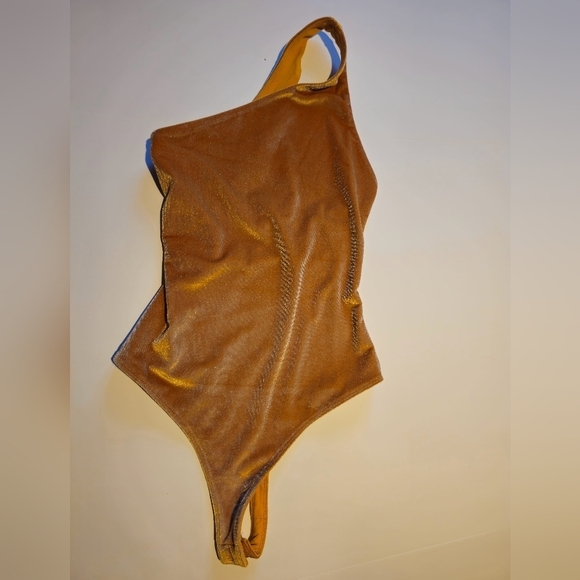 ♤Fabletics Women's Gigi Velour Bodysuit [XXS] - Picture 2 of 5